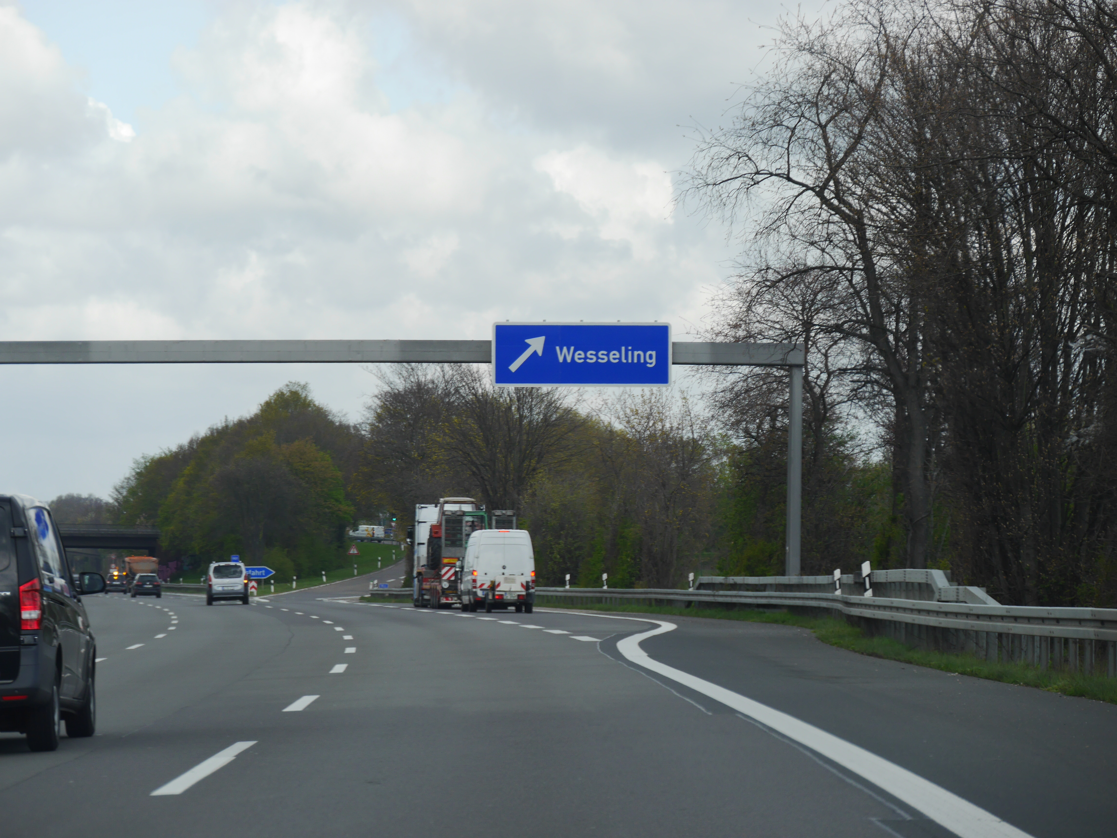 Bild der Autobahn-Abfahrt Wesseling