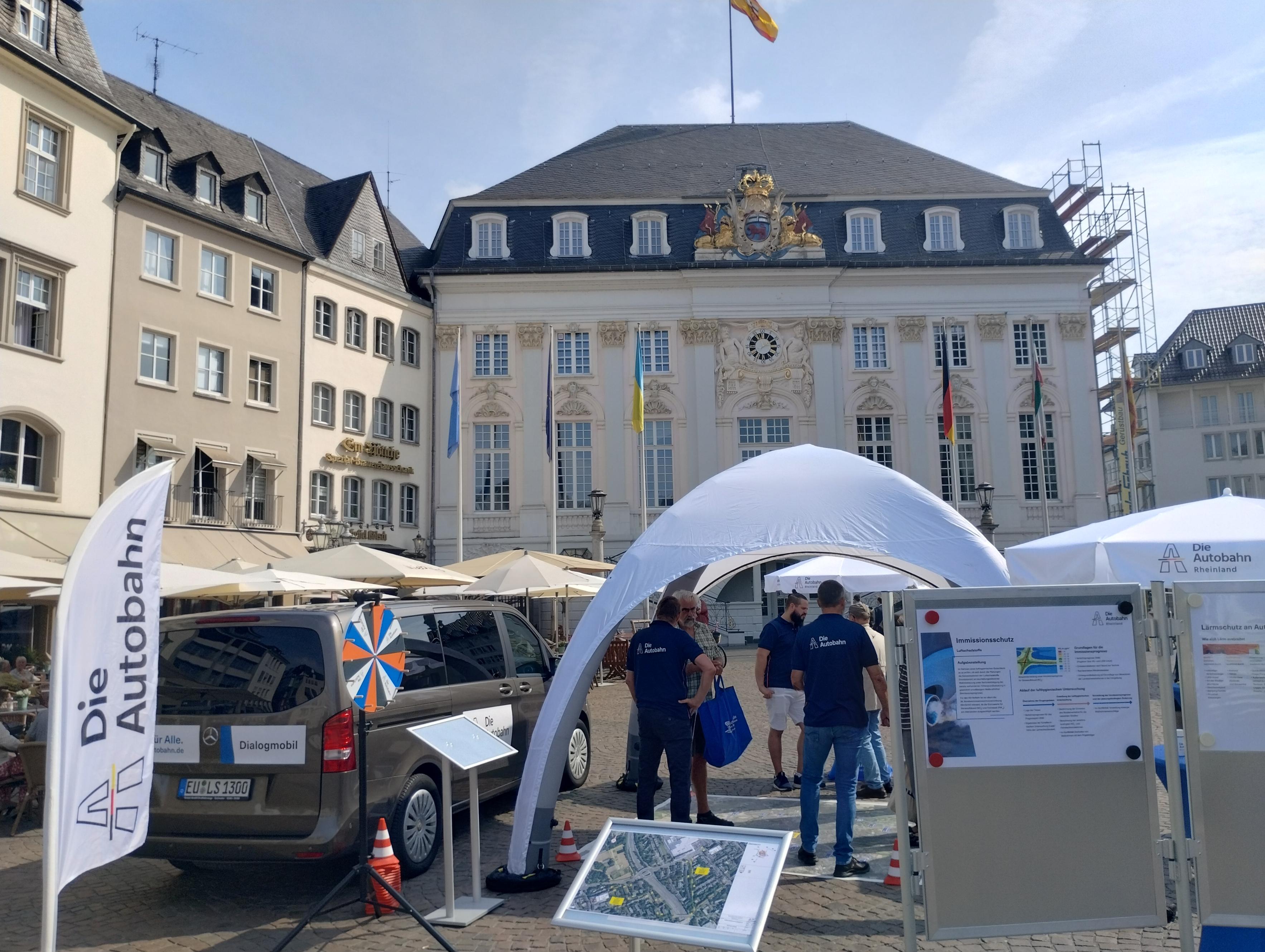 Dialogbustour in Bonn